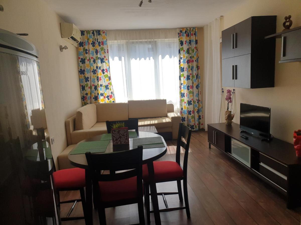 Sunny Apartment Burgas by Eksteriør bilde
